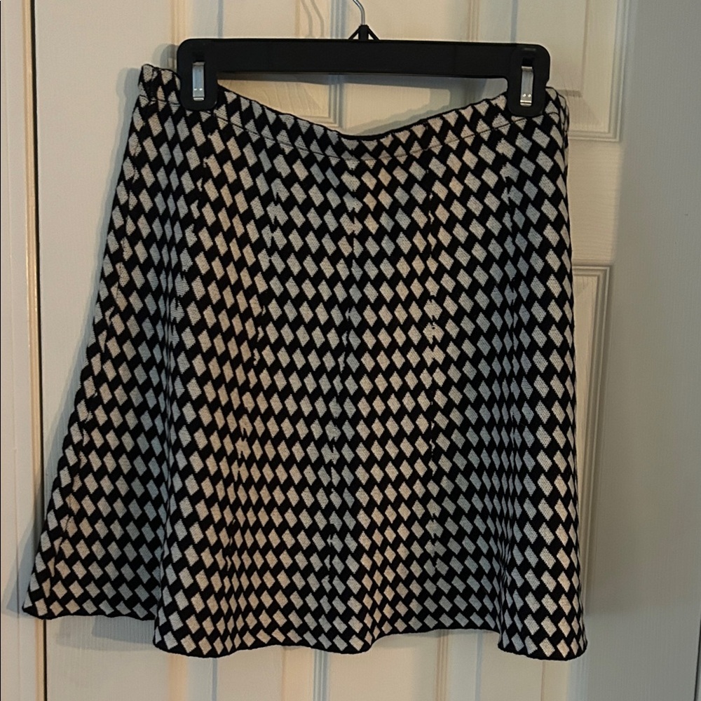 CeCe Black and White Diamond-Print Skater Skirt